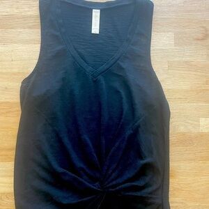 🖤ALTAR’D STATE TANK TOP